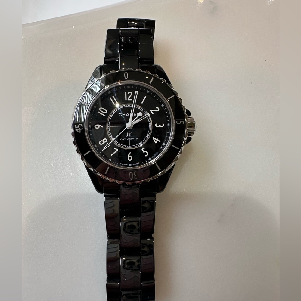 Chanel J12 automatic movement 33mm in black high ceramic strap,,